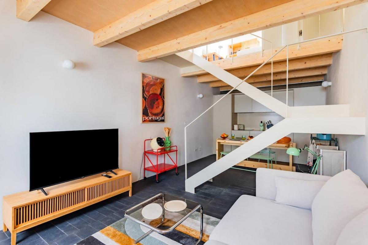 Urban Pop Loft At Alfama